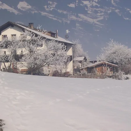 Gaestehaus Pfister Maria Penzion Hippach